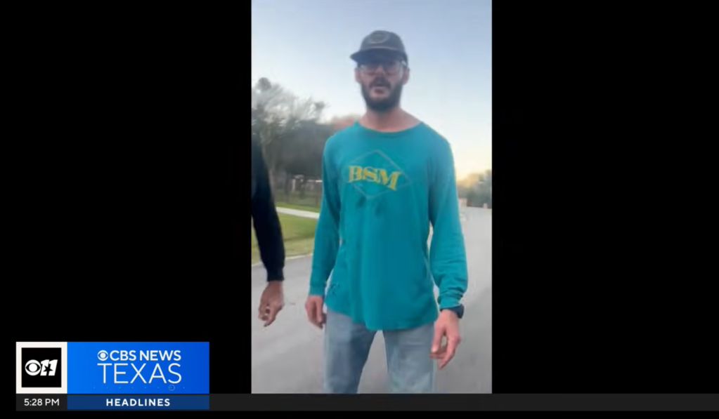 As the two continued arguing, Deen's son, Gary Patrick Deen Jr., jumped in and allegedly used racial slurs directed at the women.